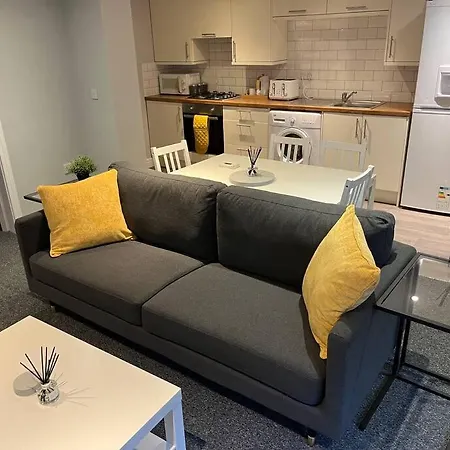 Stylish 1 Bedroom, 2 Bed Basement Flat With Free Parking Sale Exterior photo